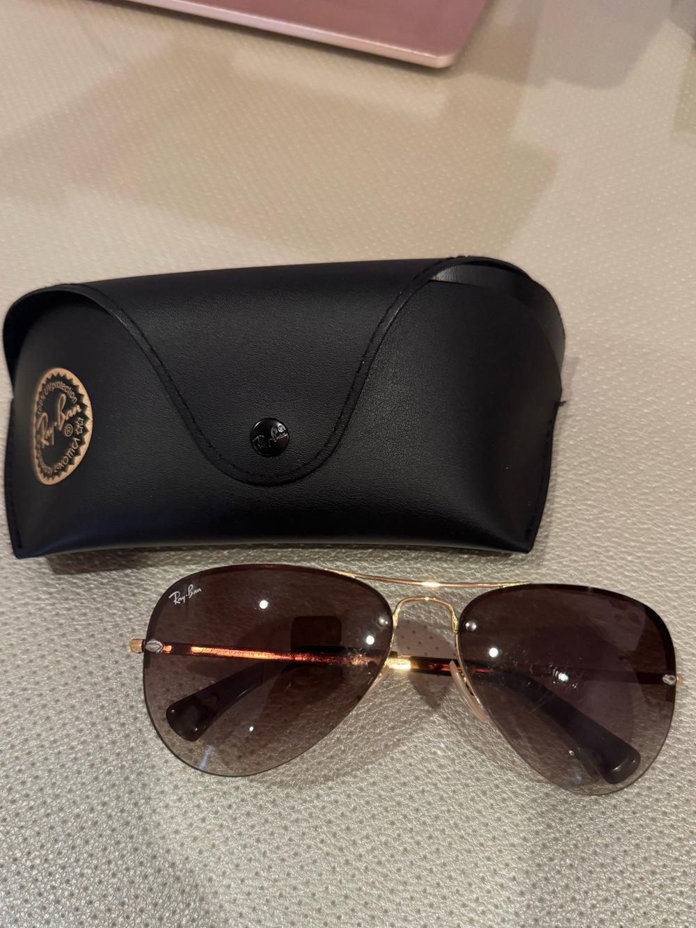 Ray-Ban Women's Gold Frame Brown Gradient Aviator Sunglasses with Case